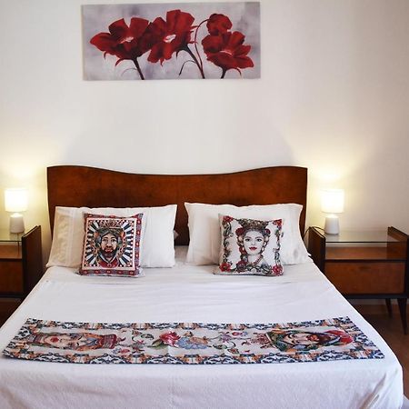 Appartamento Nel Centro Storico Di Palermo - Via Meli'S House 外观 照片